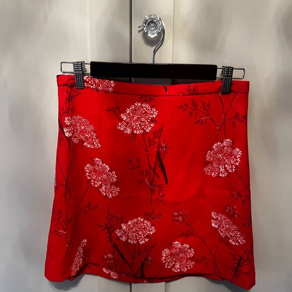 Wilfred Skirt | Trendy Wilfred Red Floral Skirt | Small - Picture 2 of 2